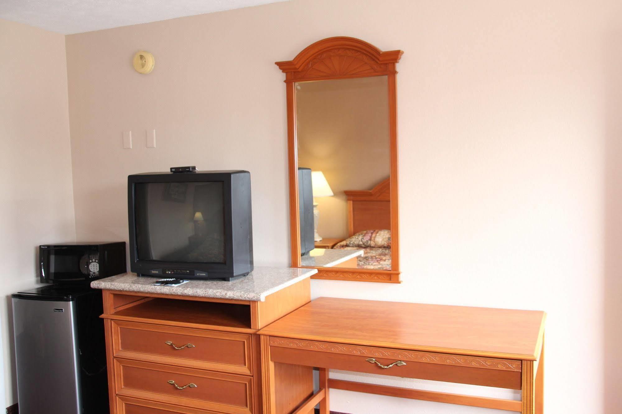Budget Inn- Troy エクステリア 写真