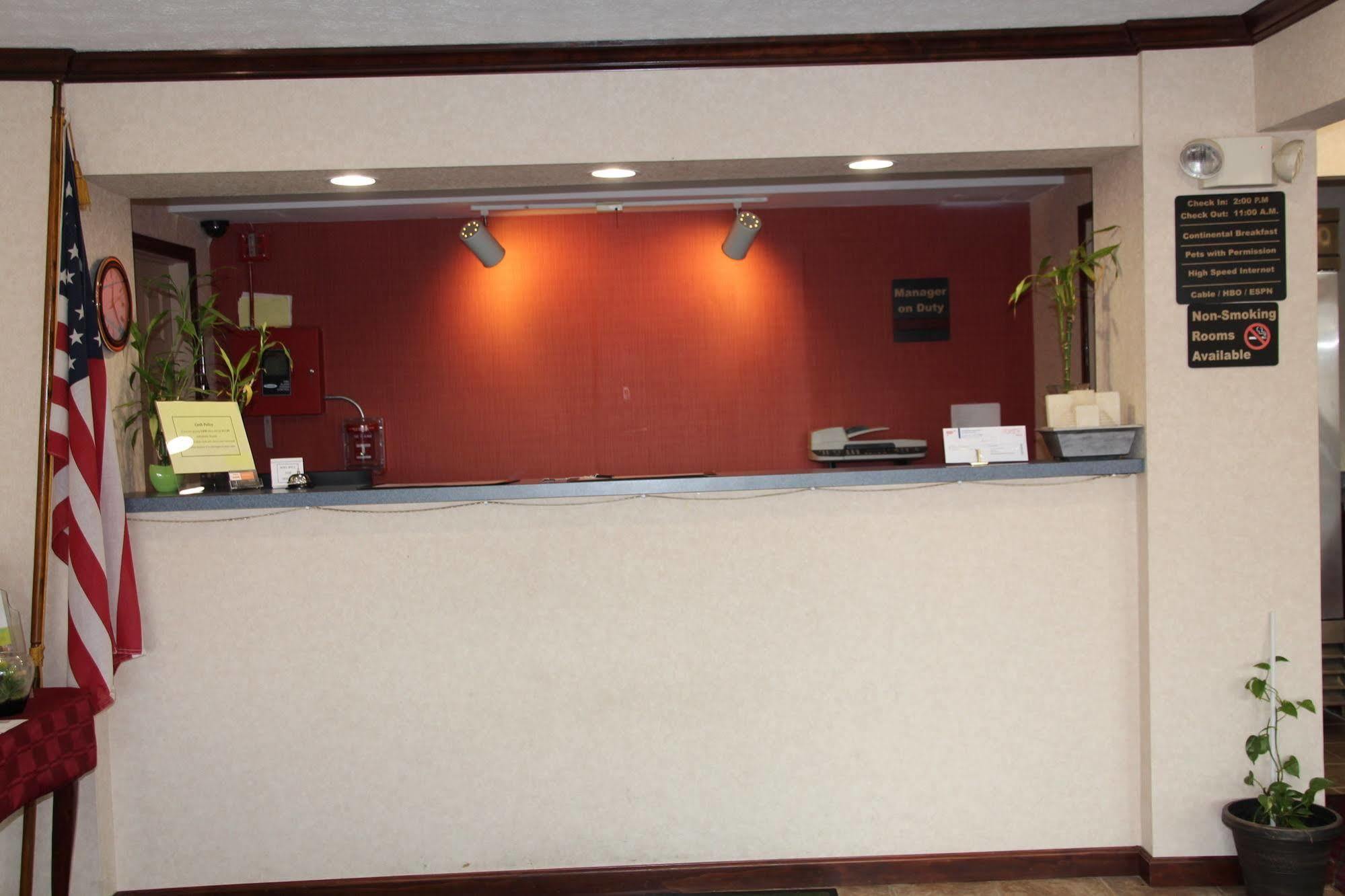 Budget Inn- Troy エクステリア 写真